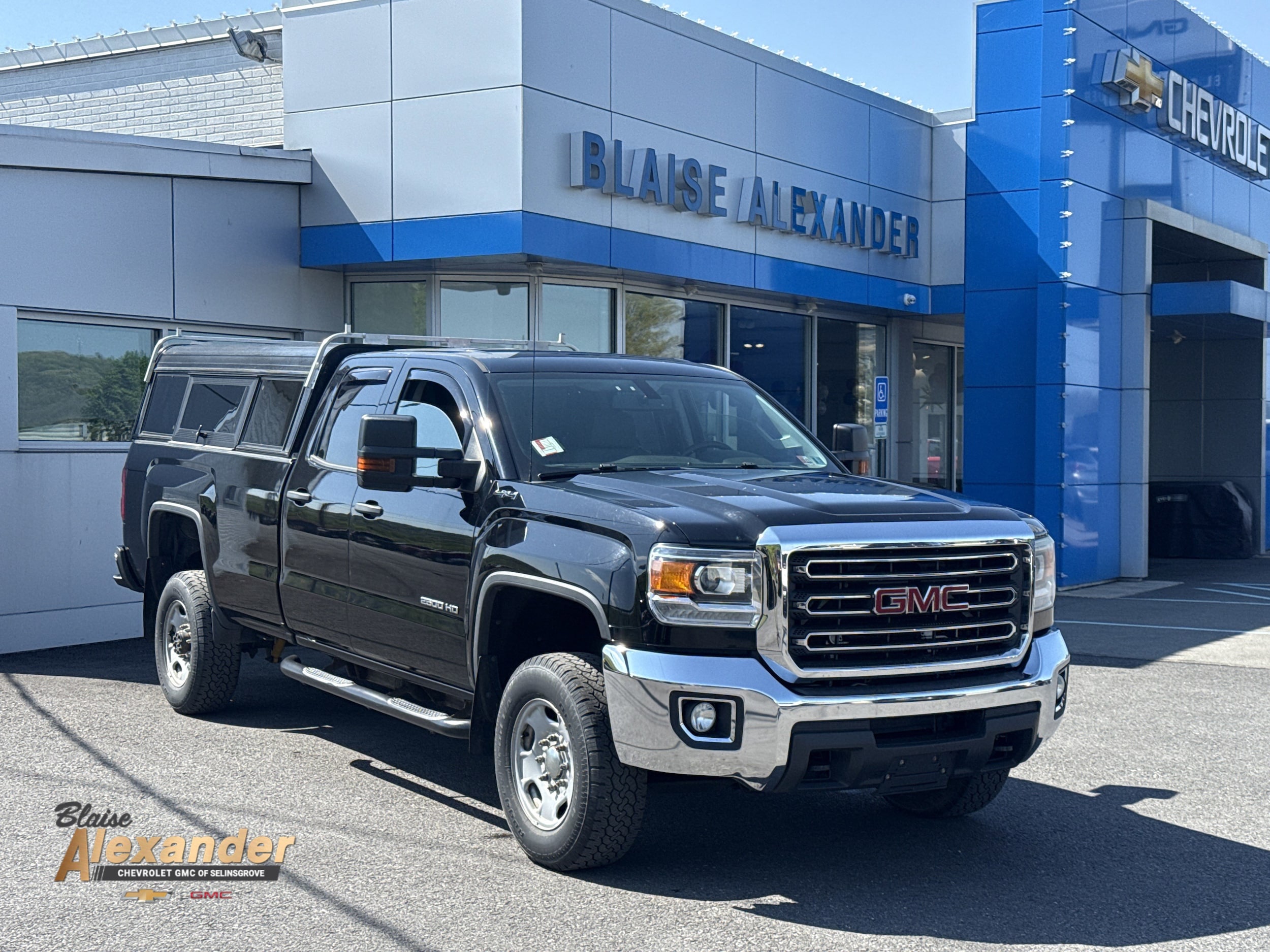 2017 GMC Sierra 4WD Double Cab Standard Box's photo