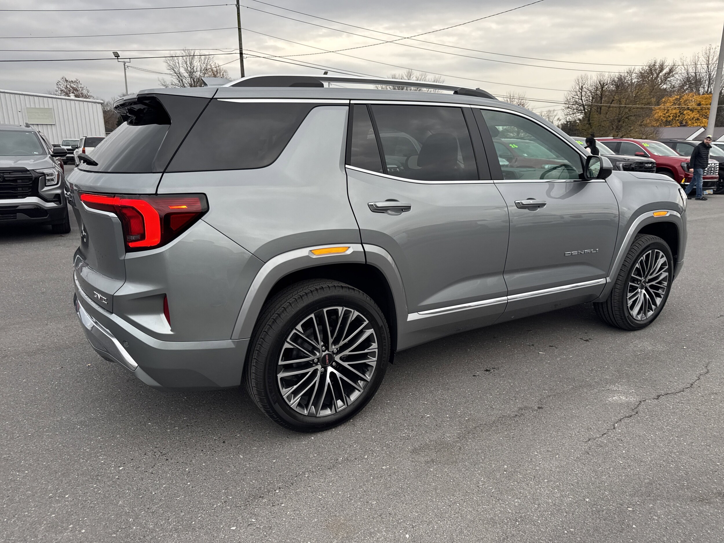 2026 Gmc Terrain Denali photo 3