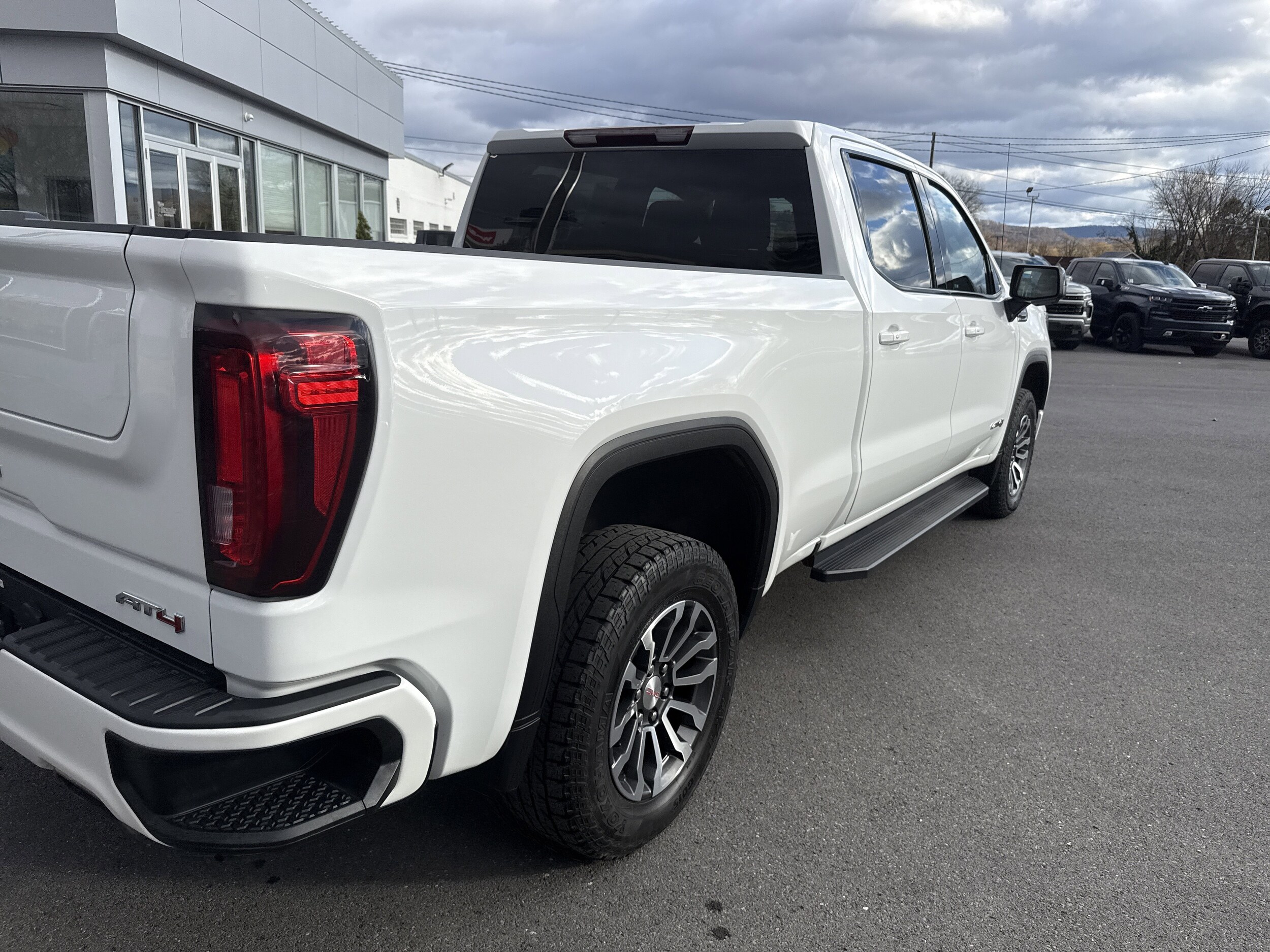 2021 Gmc Sierra 1500 AT4 photo 2