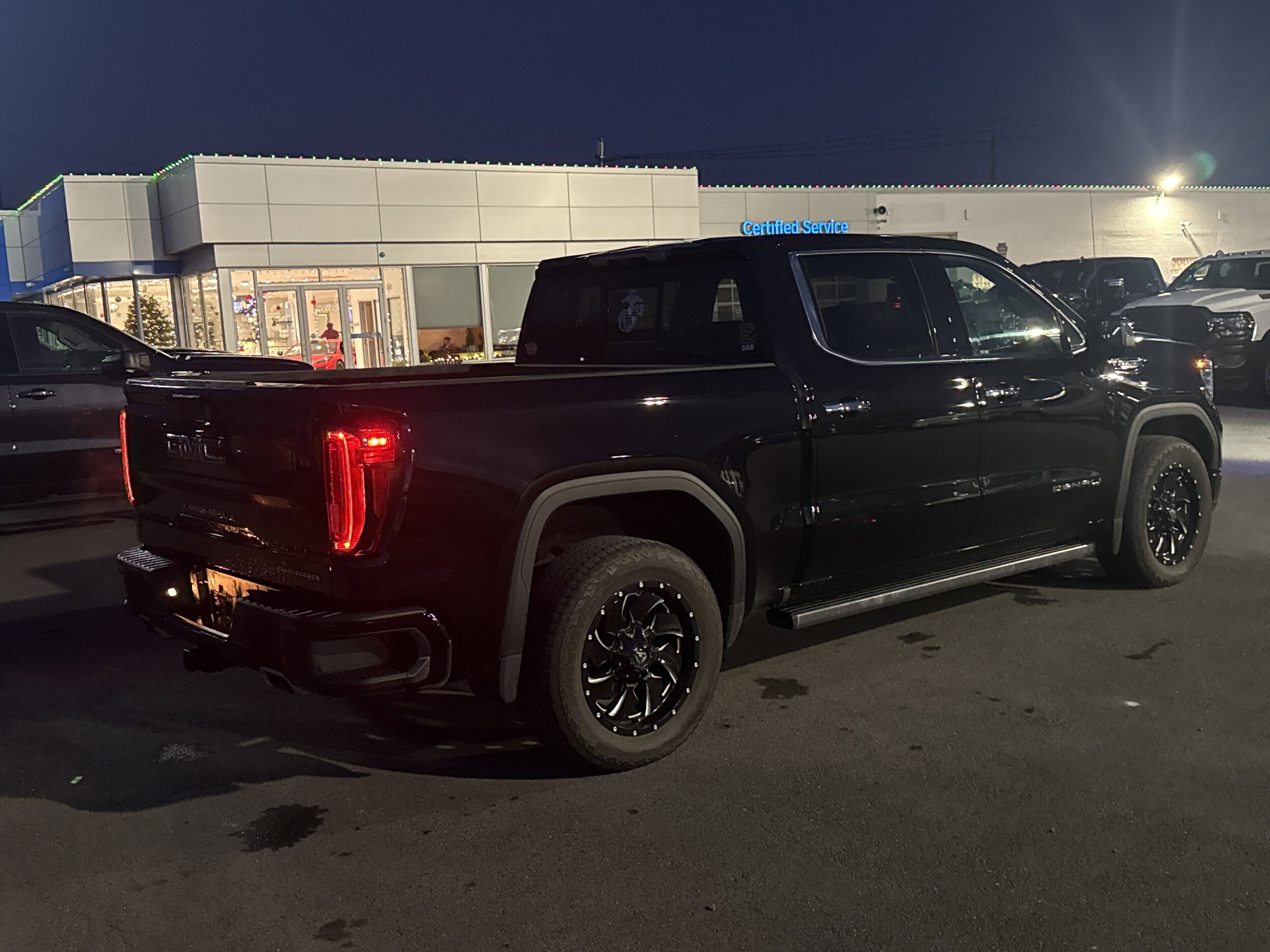 2023 Gmc Sierra 1500 Denali photo 3