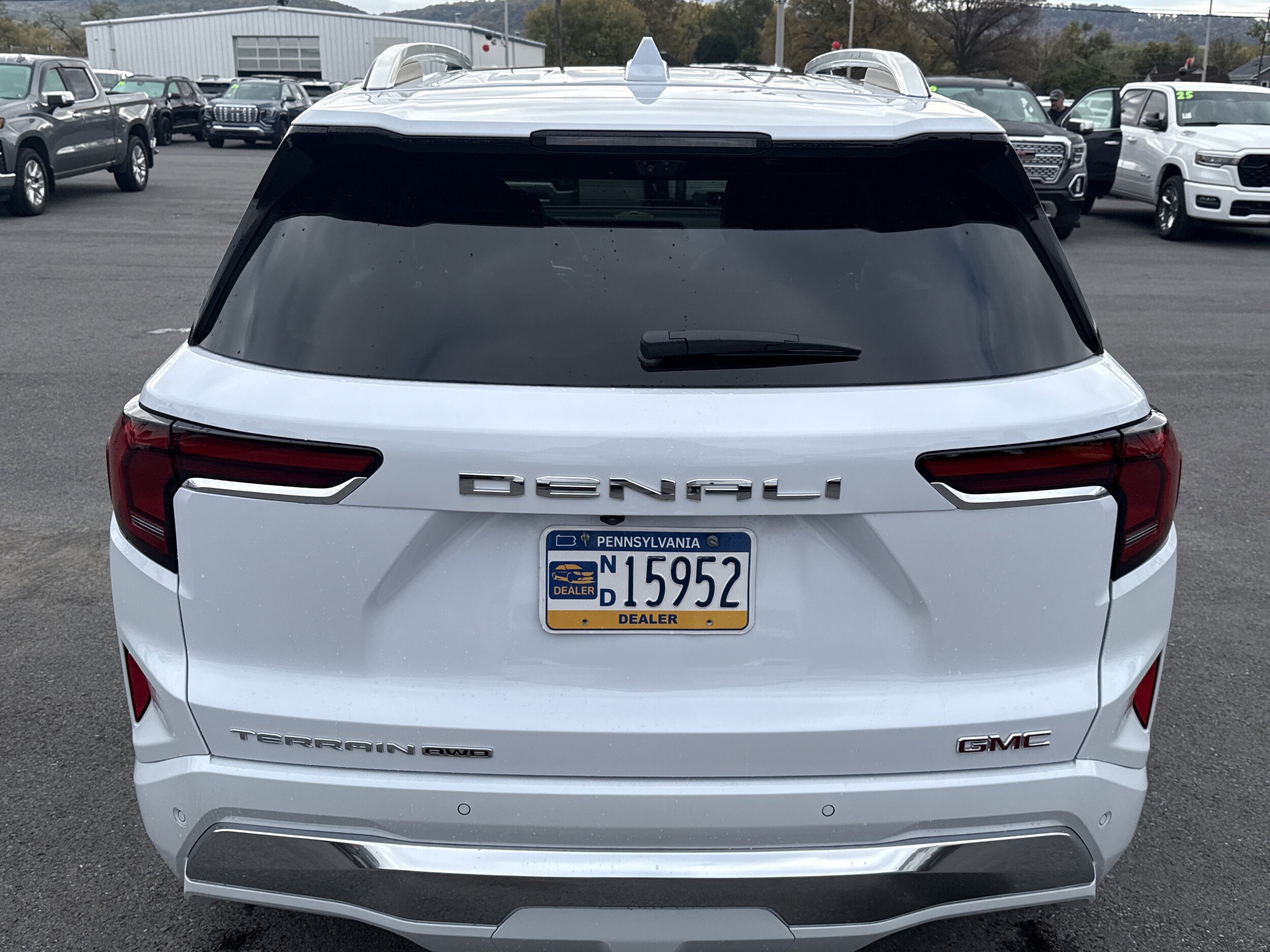 2026 Gmc Terrain Denali photo 2