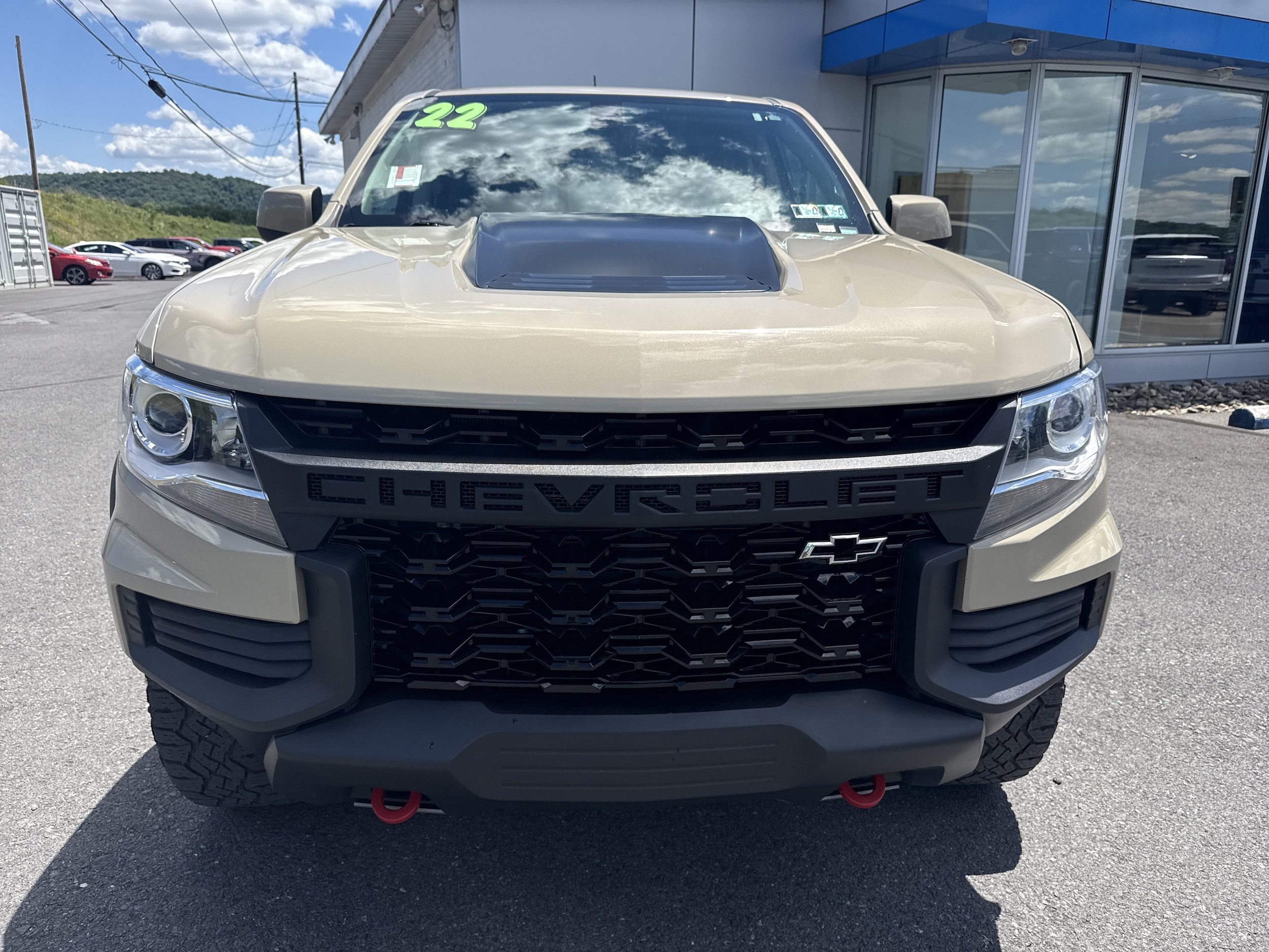 2022 Chevrolet Colorado ZR2 - Photo 8