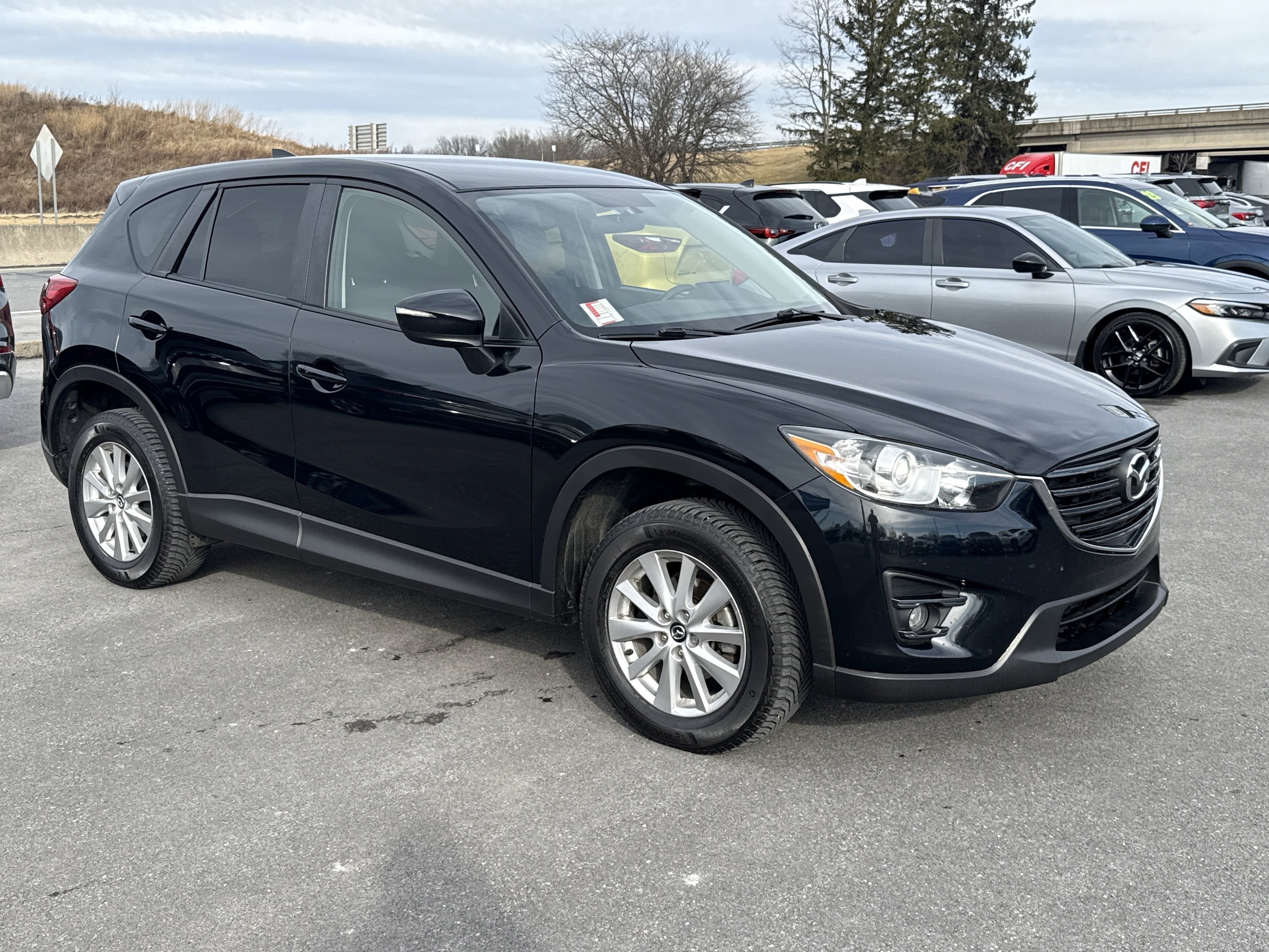 2016 Mazda CX-5 Touring's photo