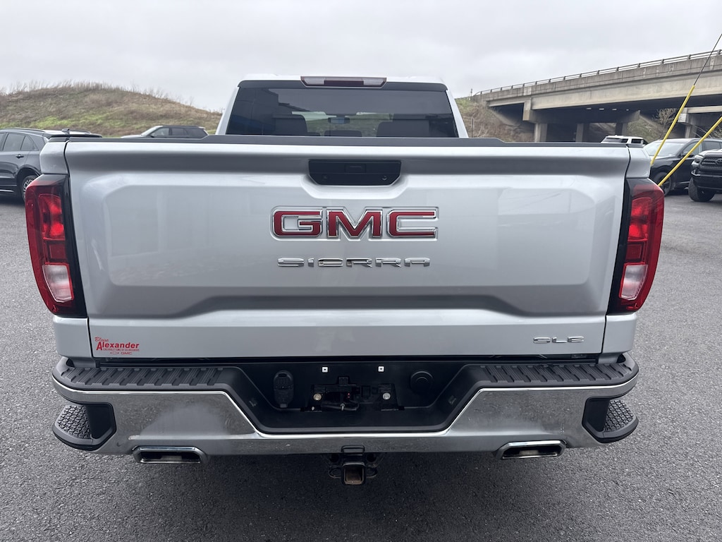 Used 2022 GMC Sierra 1500 Limited SLE Truck Crew Cab
