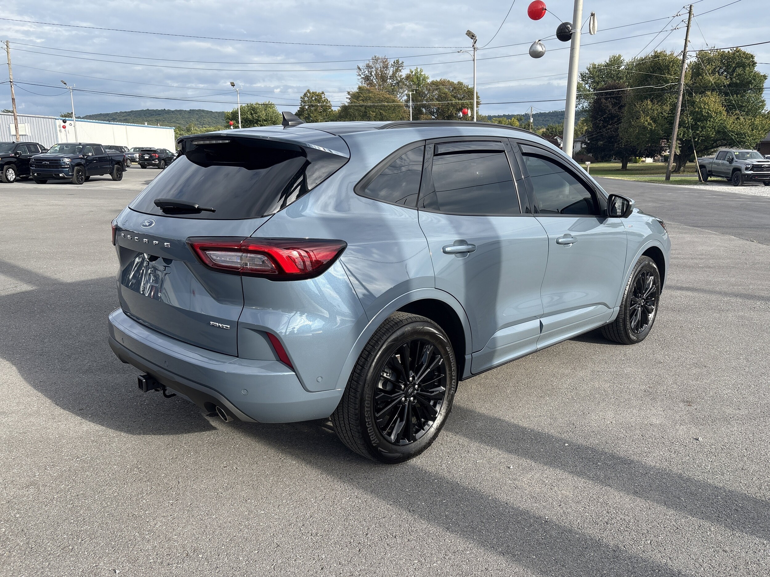 2024 Ford Escape ST-Line Elite photo 2