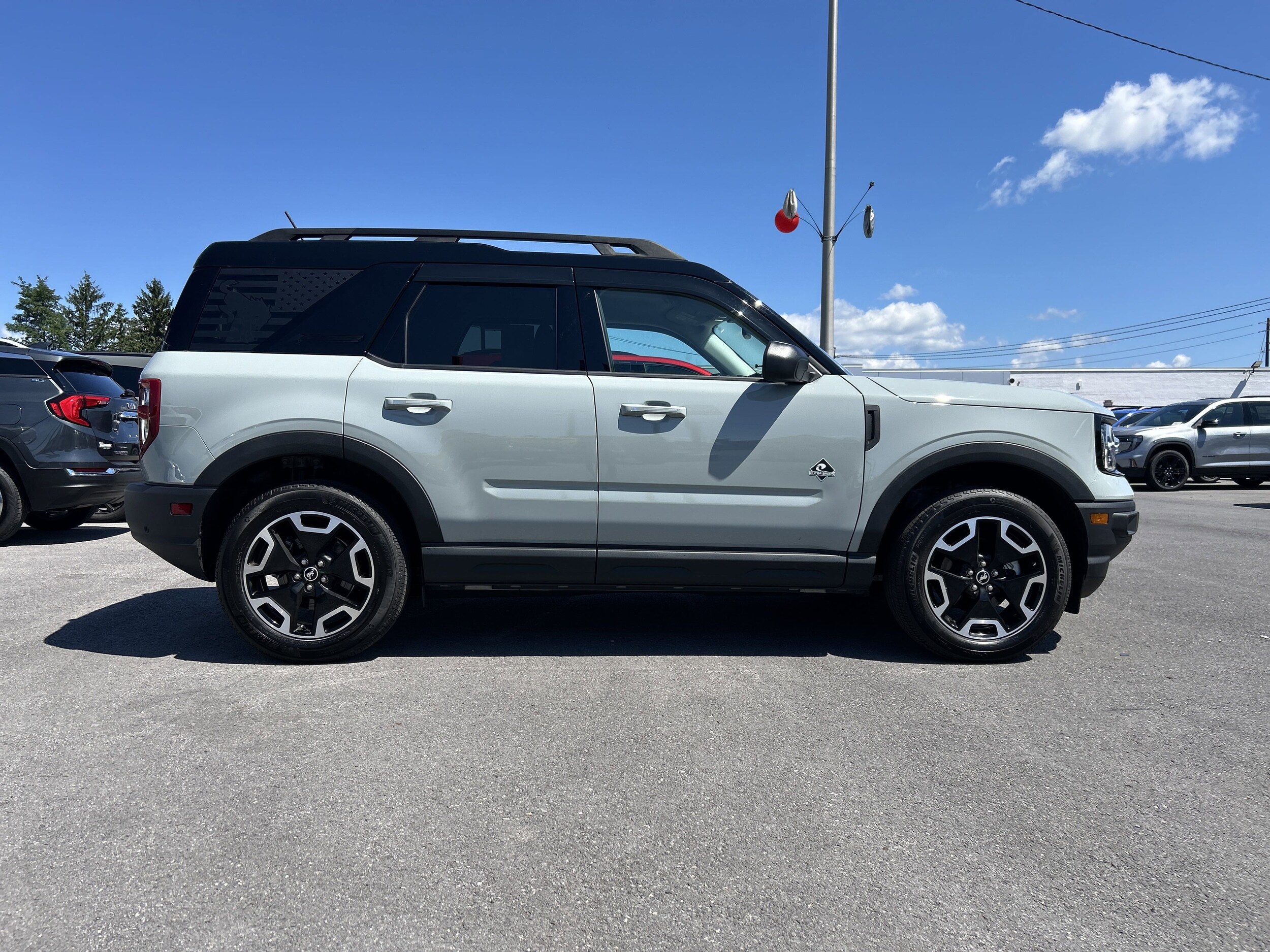 2024 Ford Bronco Sport Outer Banks photo 2