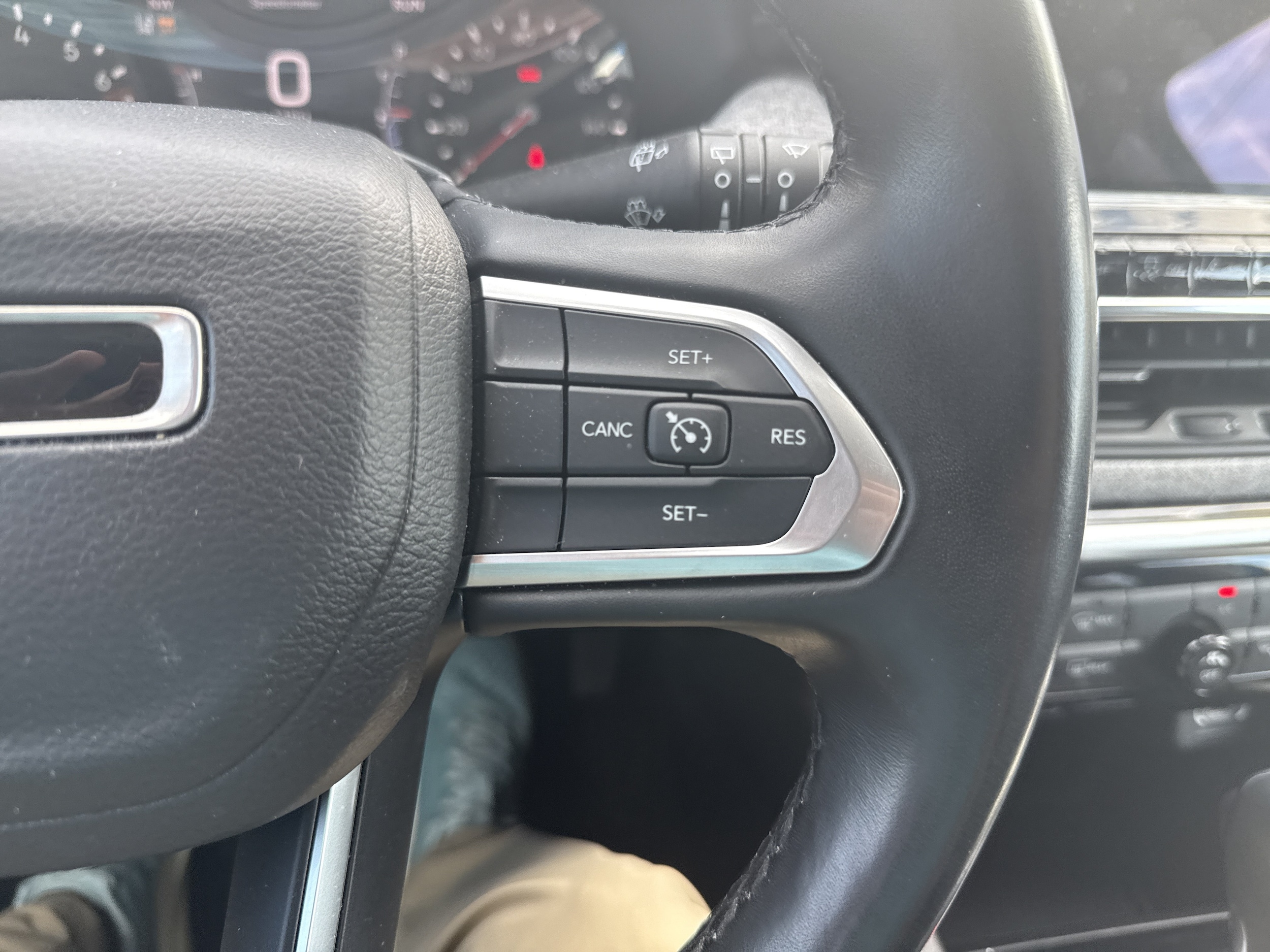 2022 Jeep Compass Latitude Lux - Photo 19