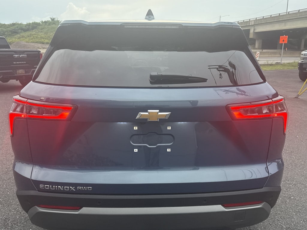 New 2027 Chevrolet Equinox AWD LT SUV