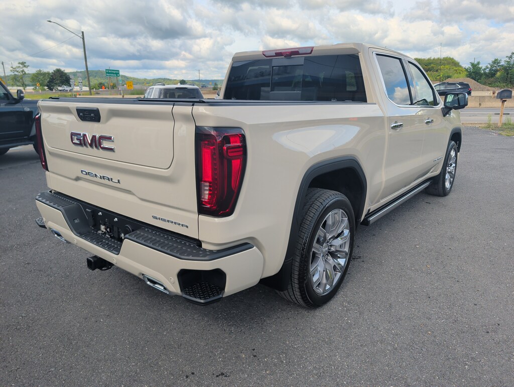 New 2026 GMC Sierra 1500 Denali Truck Crew Cab