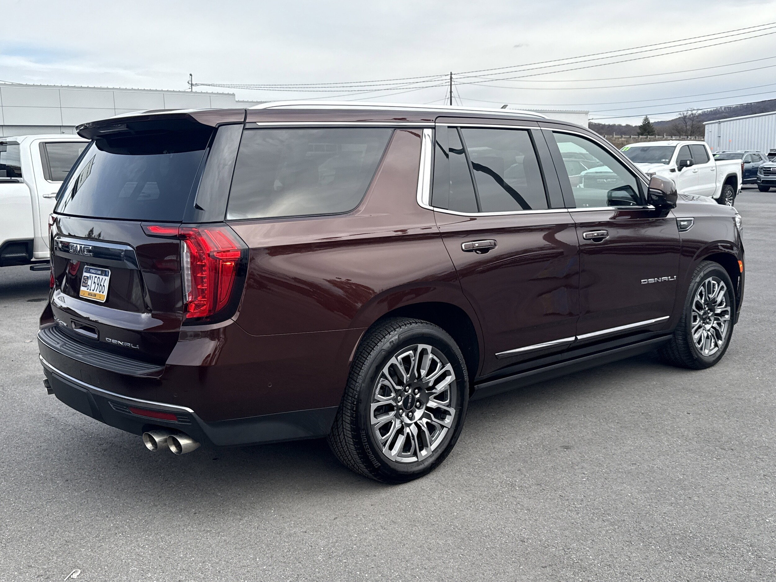 2023 Gmc Yukon Denali Ultimate photo 3