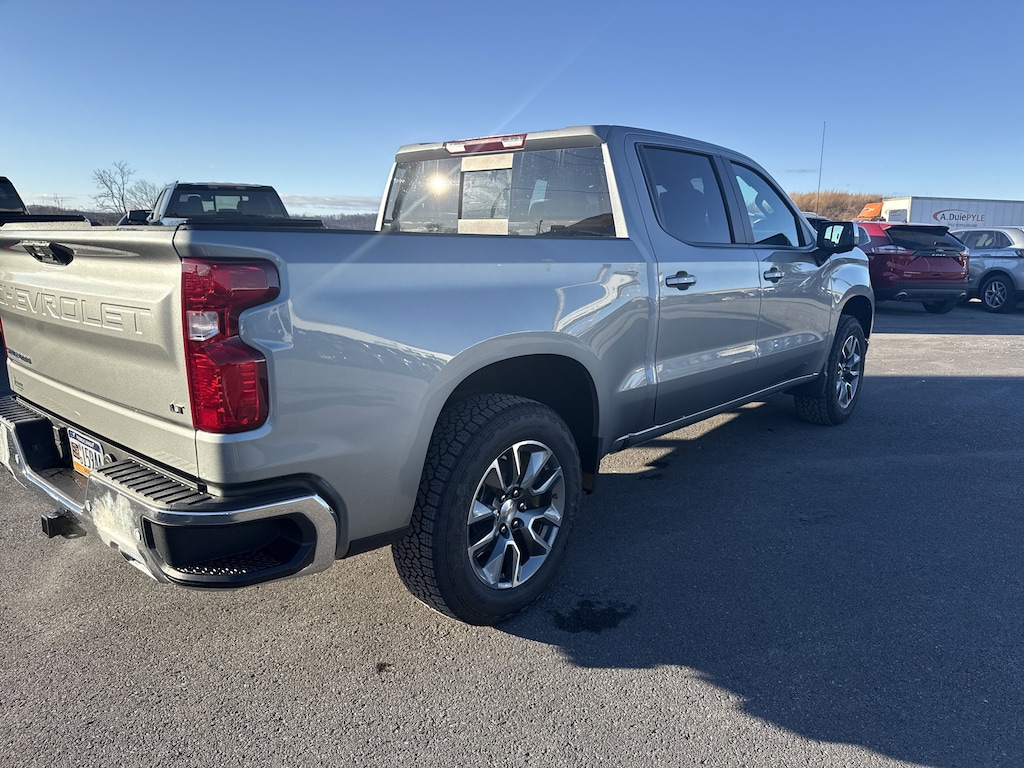 New 2026 Chevrolet Silverado 1500 LT Truck Crew Cab