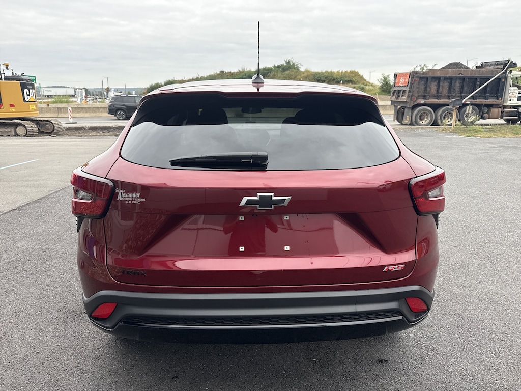 Used 2024 Chevrolet Trax 1RS SUV