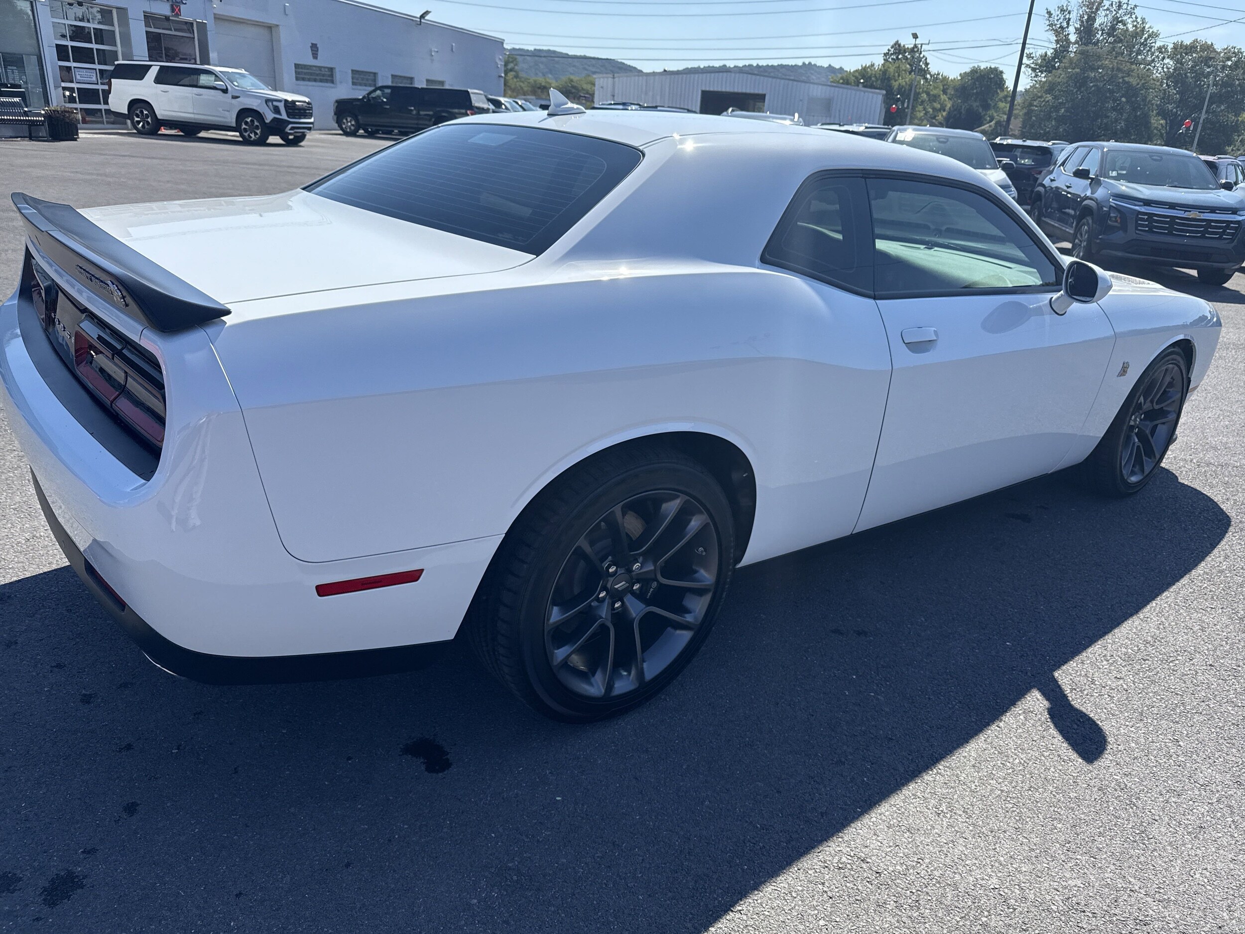 2023 Dodge Challenger R/T Scat Pack photo 3