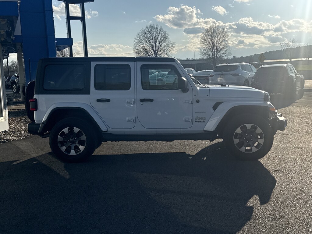 Used 2022 Jeep Wrangler Unlimited Sahara SUV