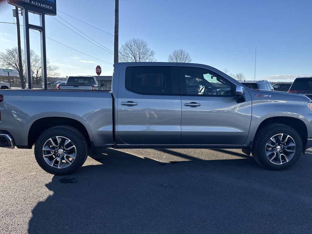 New 2026 Chevrolet Silverado 1500 LT Truck Crew Cab