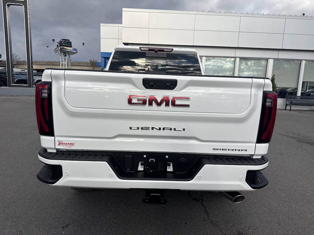 New 2026 GMC Sierra 2500 HD Denali Truck Crew Cab
