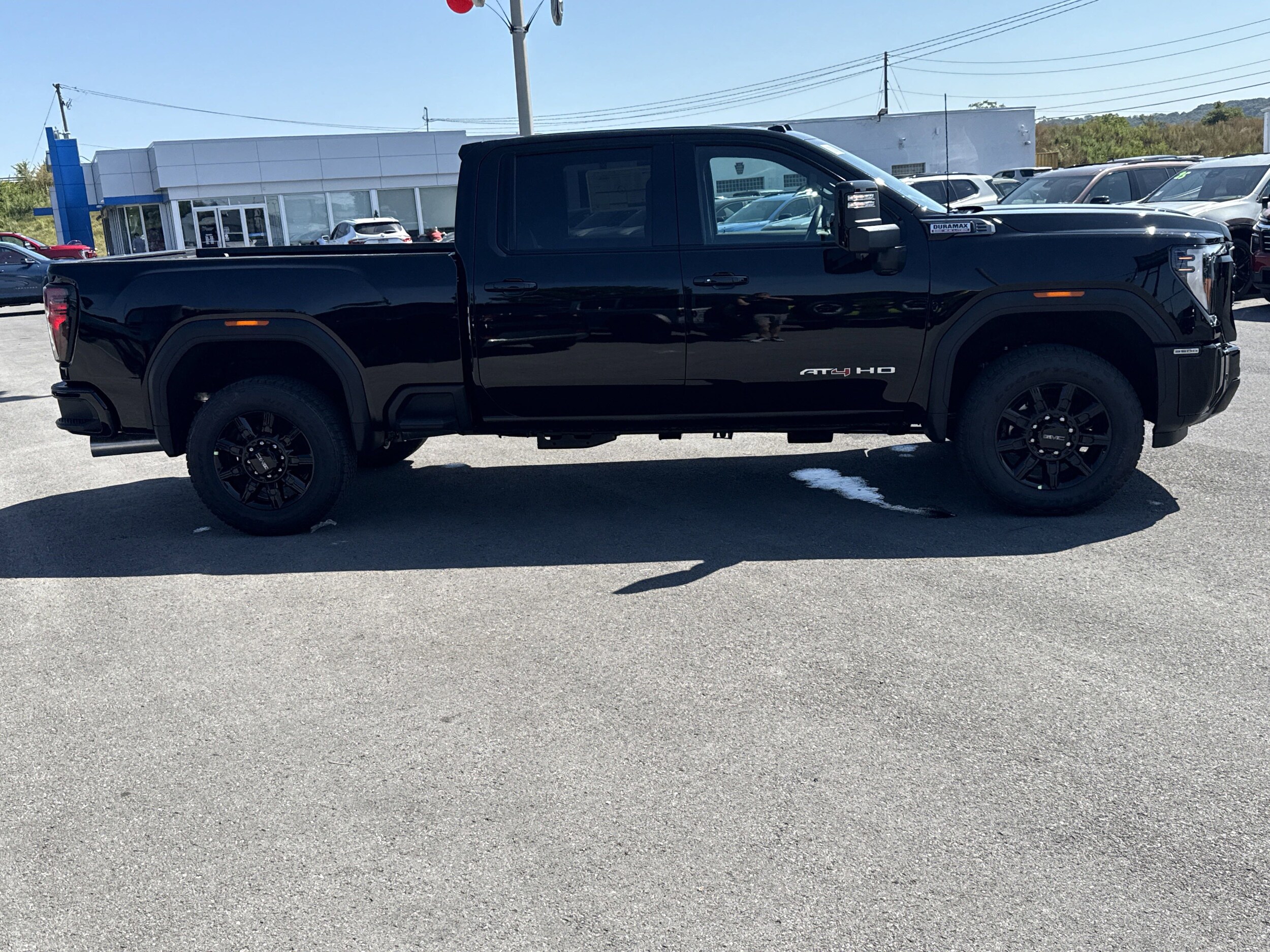 2025 Gmc Sierra 2500 HD AT4 photo 2
