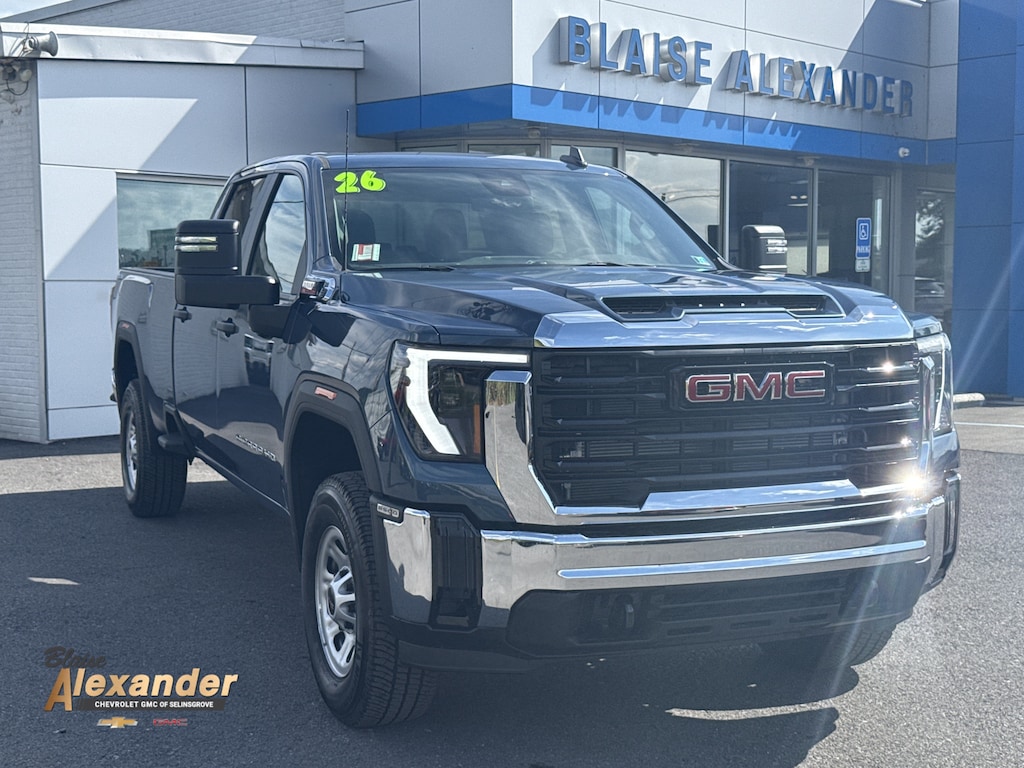 New 2026 GMC Sierra 2500 HD Pro Truck Crew Cab