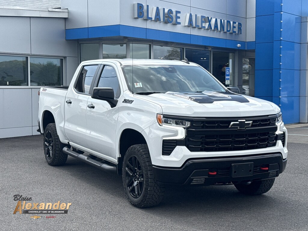 Used 2024 Chevrolet Silverado 1500 LT Trail Boss Truck Crew Cab