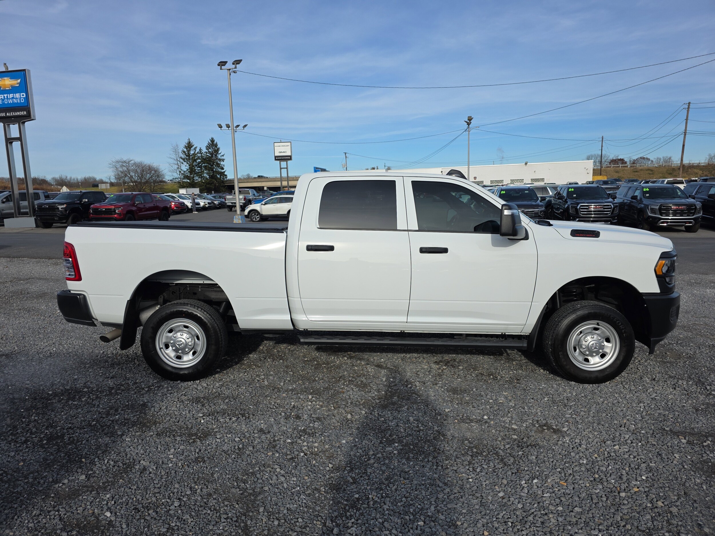 2024 Ram 2500 Tradesman photo 2