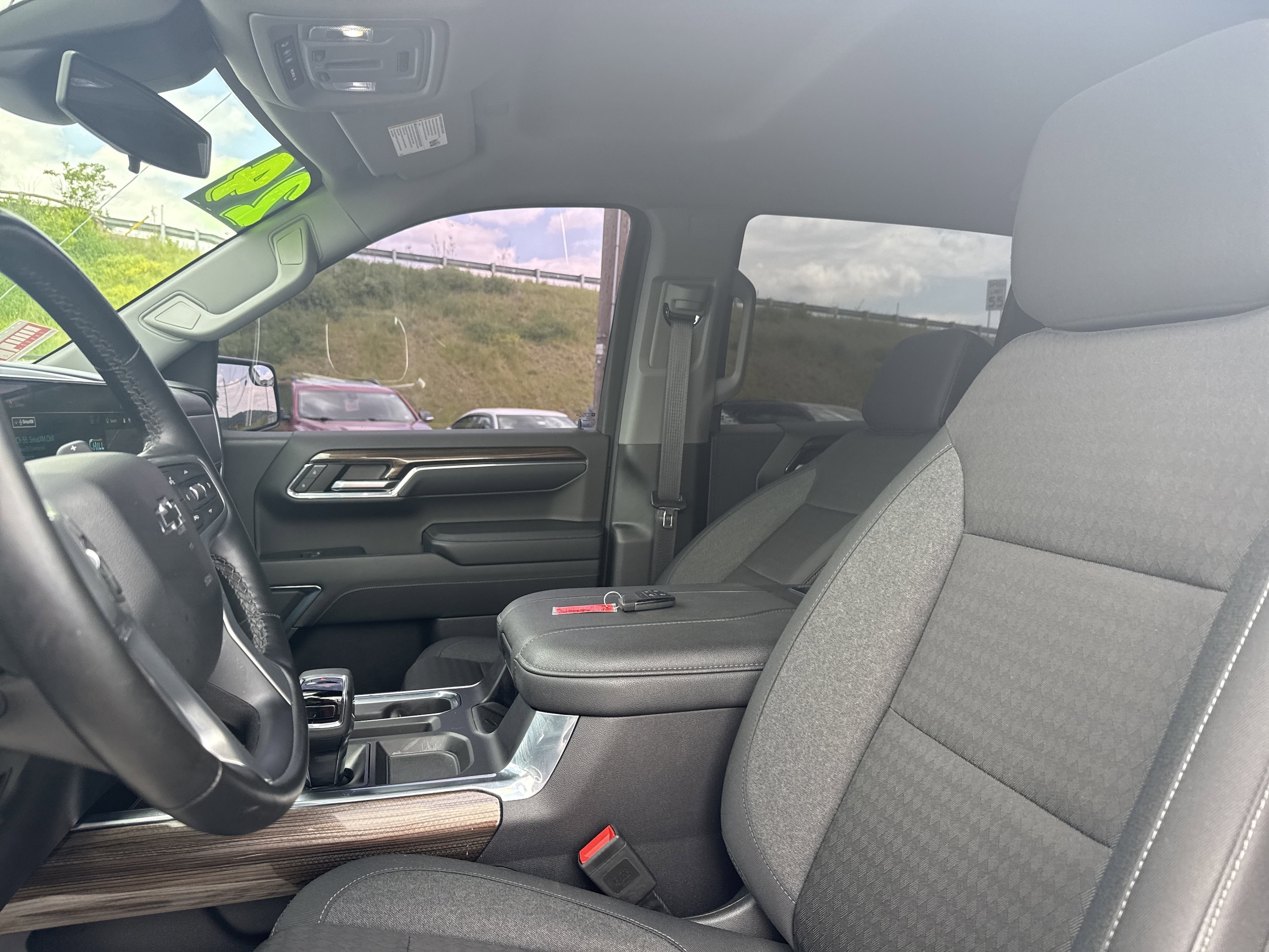 2024 Chevrolet Silverado 1500 LT Trail Boss - Photo 12