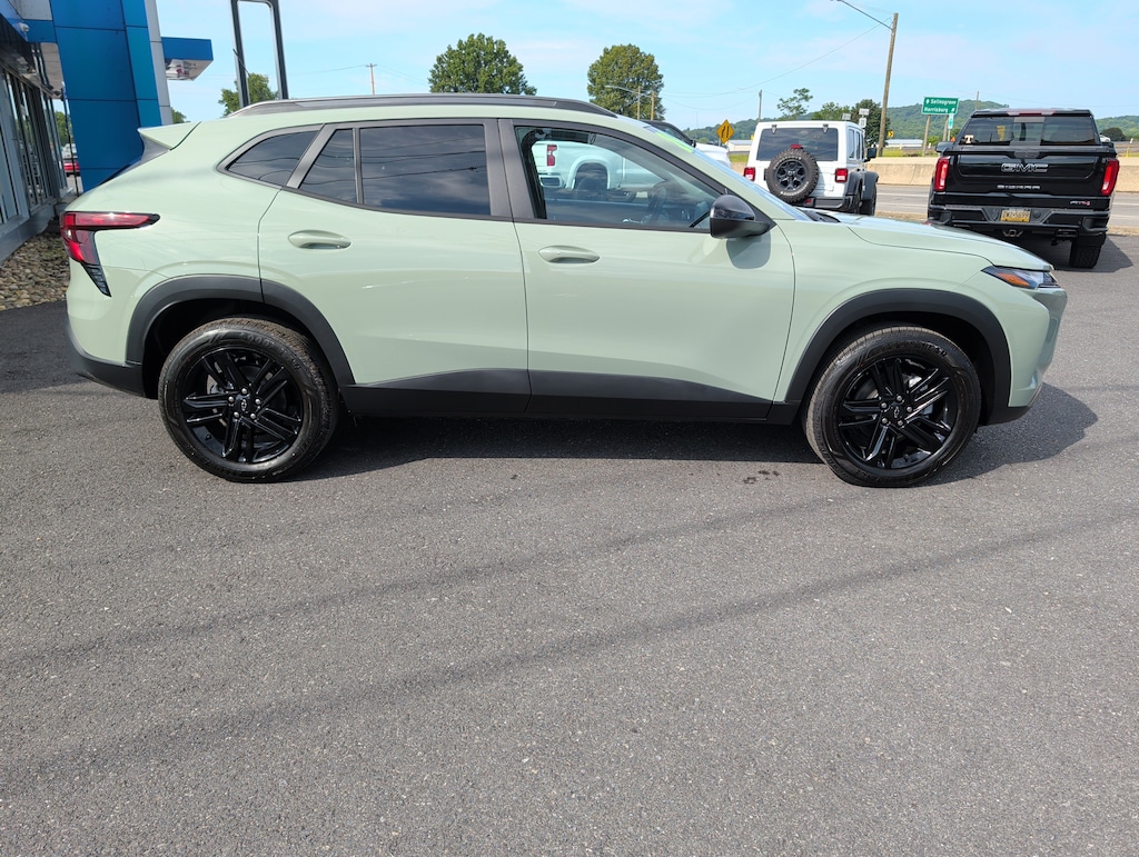 New 2026 Chevrolet Trax ACTIV SUV