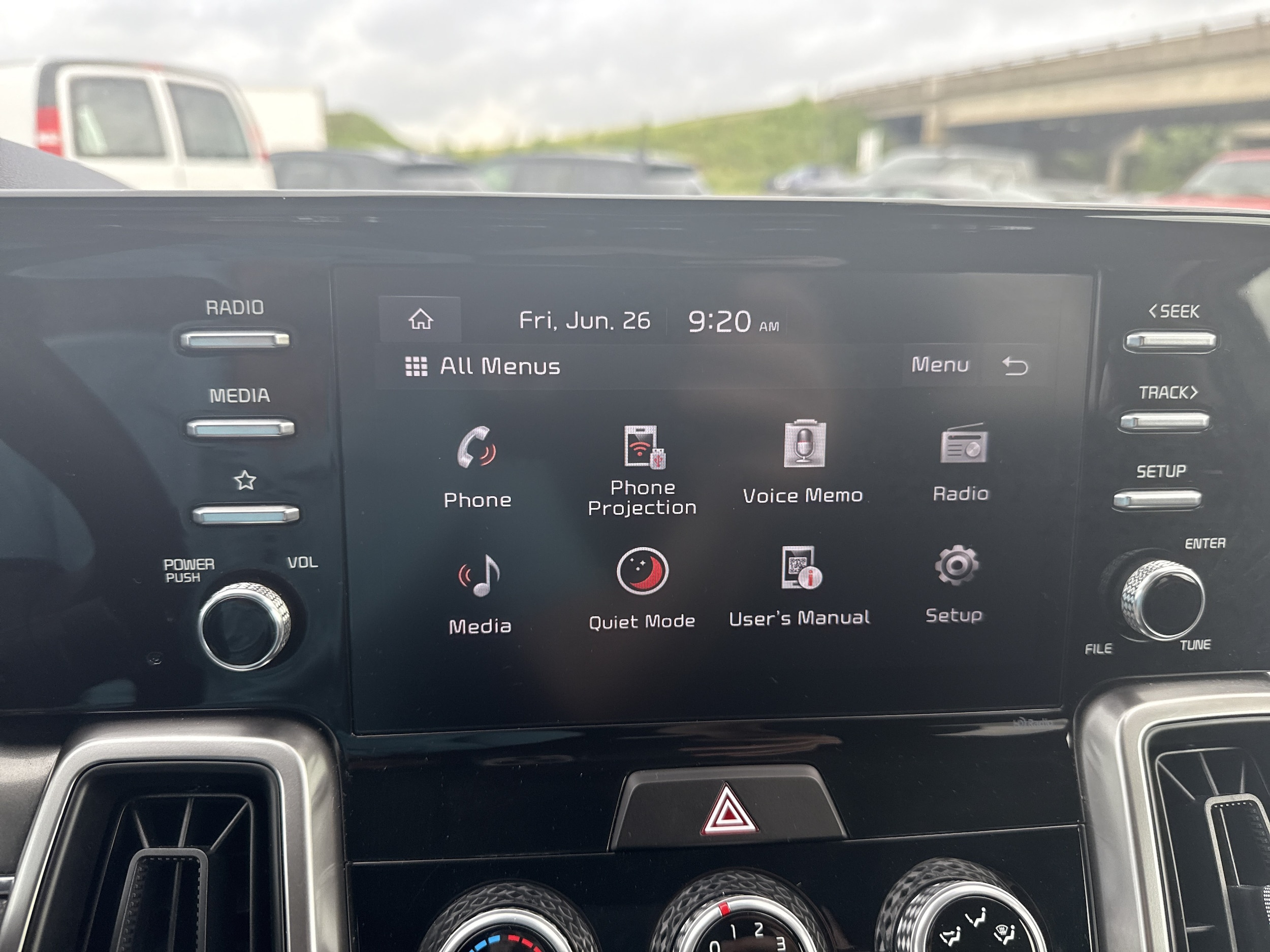 2023 Kia Sorento LX - Photo 27