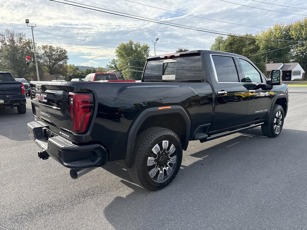 New 2026 GMC Sierra 2500 HD Denali Truck Crew Cab