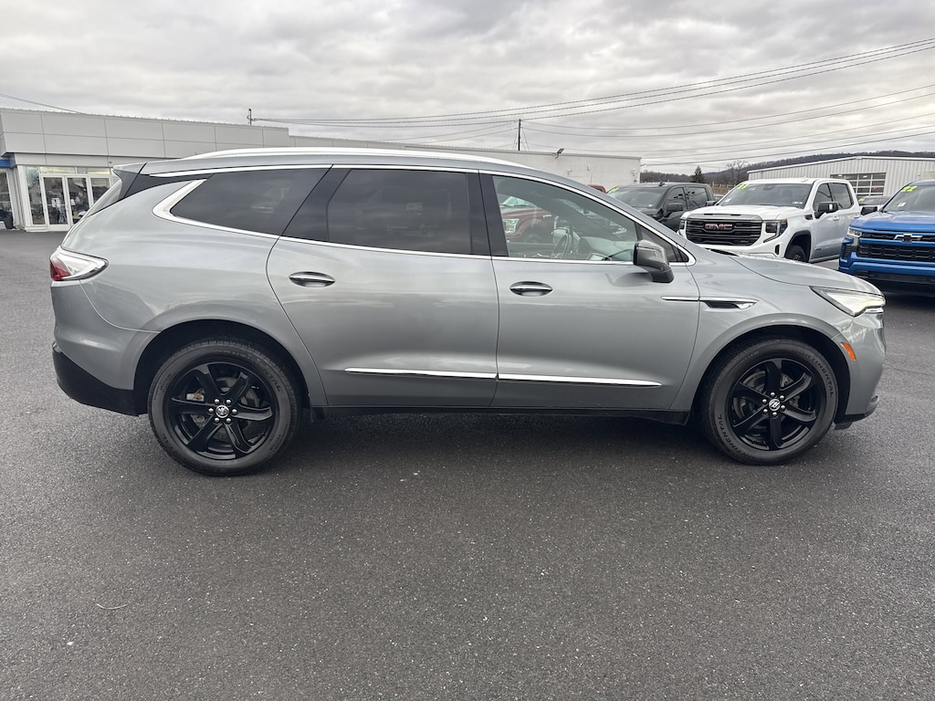 Used 2023 Buick Enclave Essence SUV