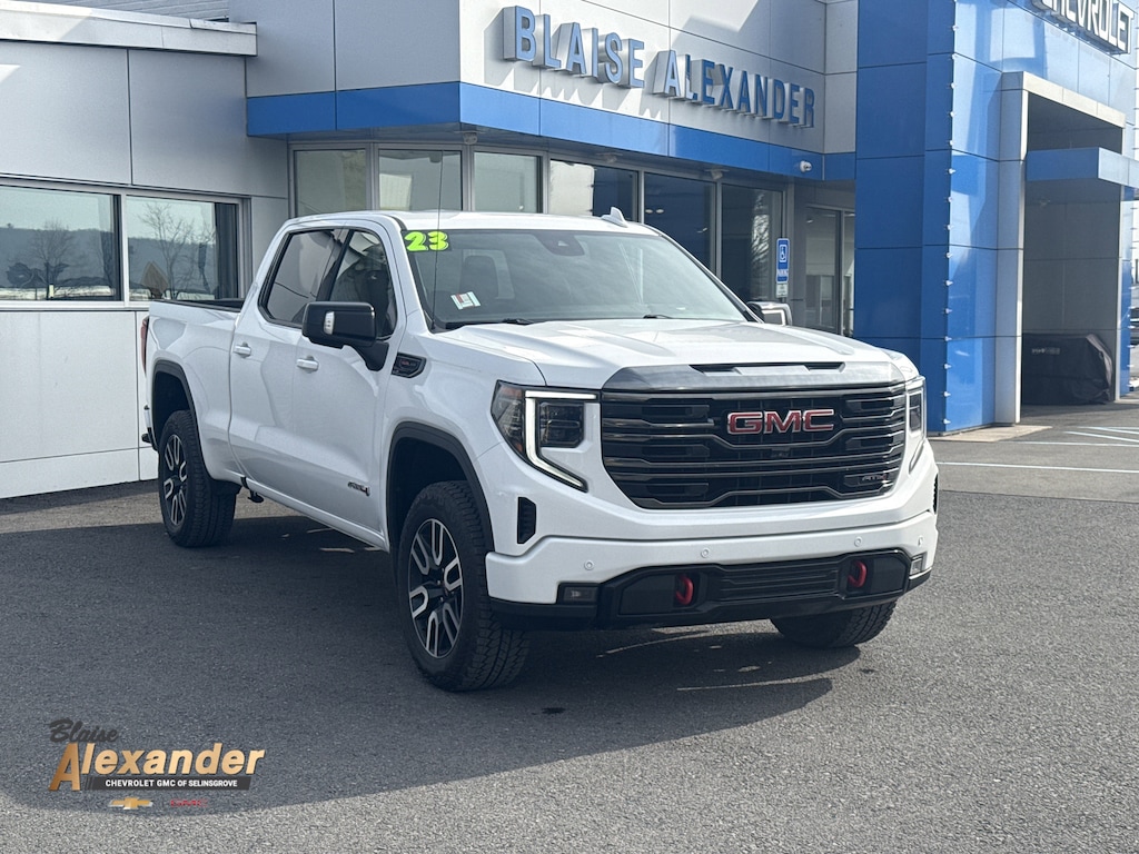 Used 2023 GMC Sierra 1500 AT4 Truck Crew Cab