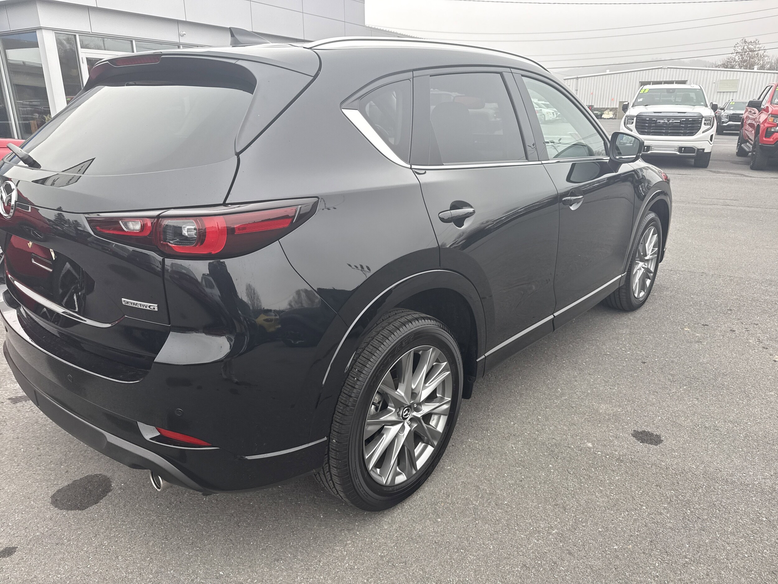 2025 Mazda CX-5 2.5 Premium Plus photo 3