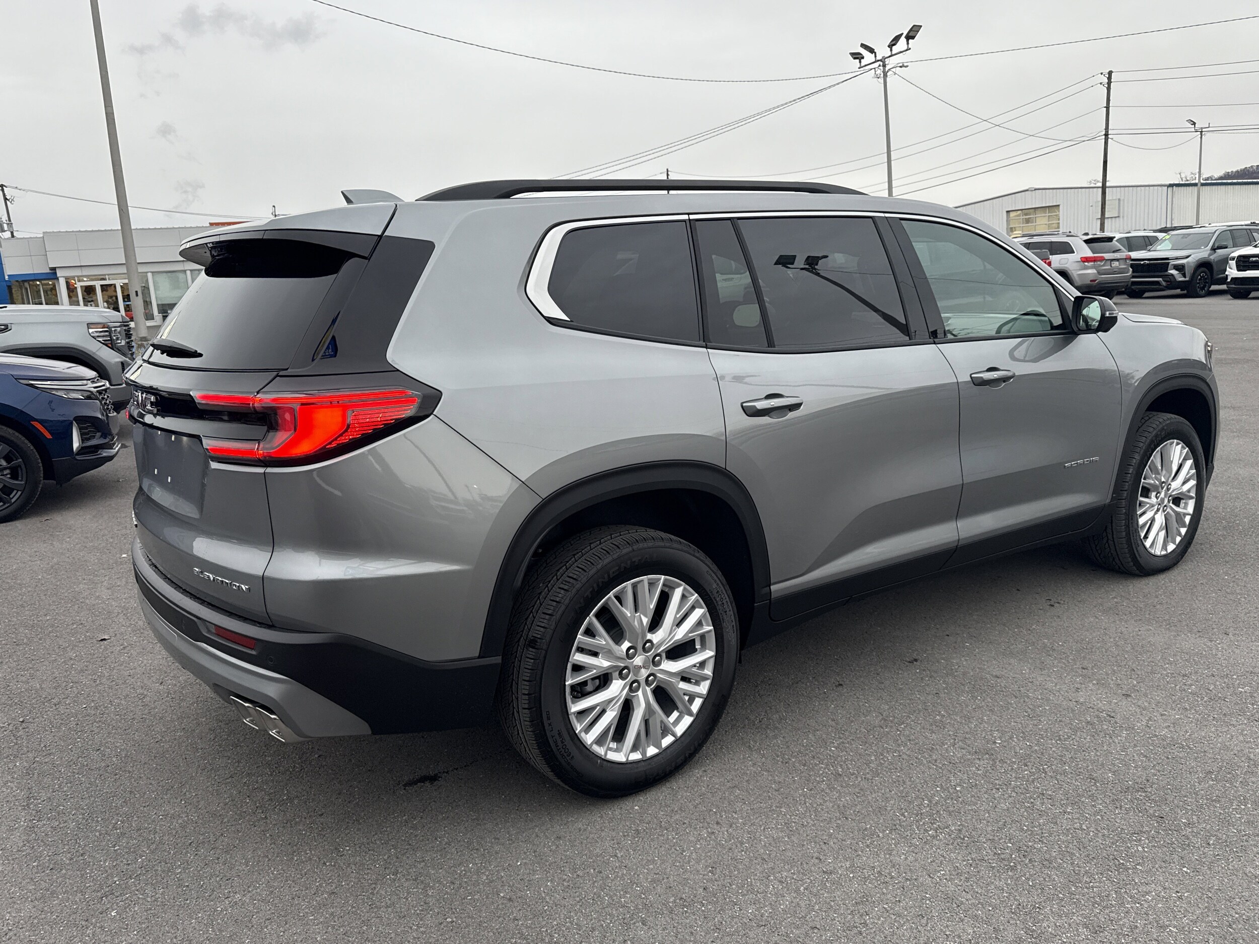 2026 Gmc Acadia Elevation photo 2