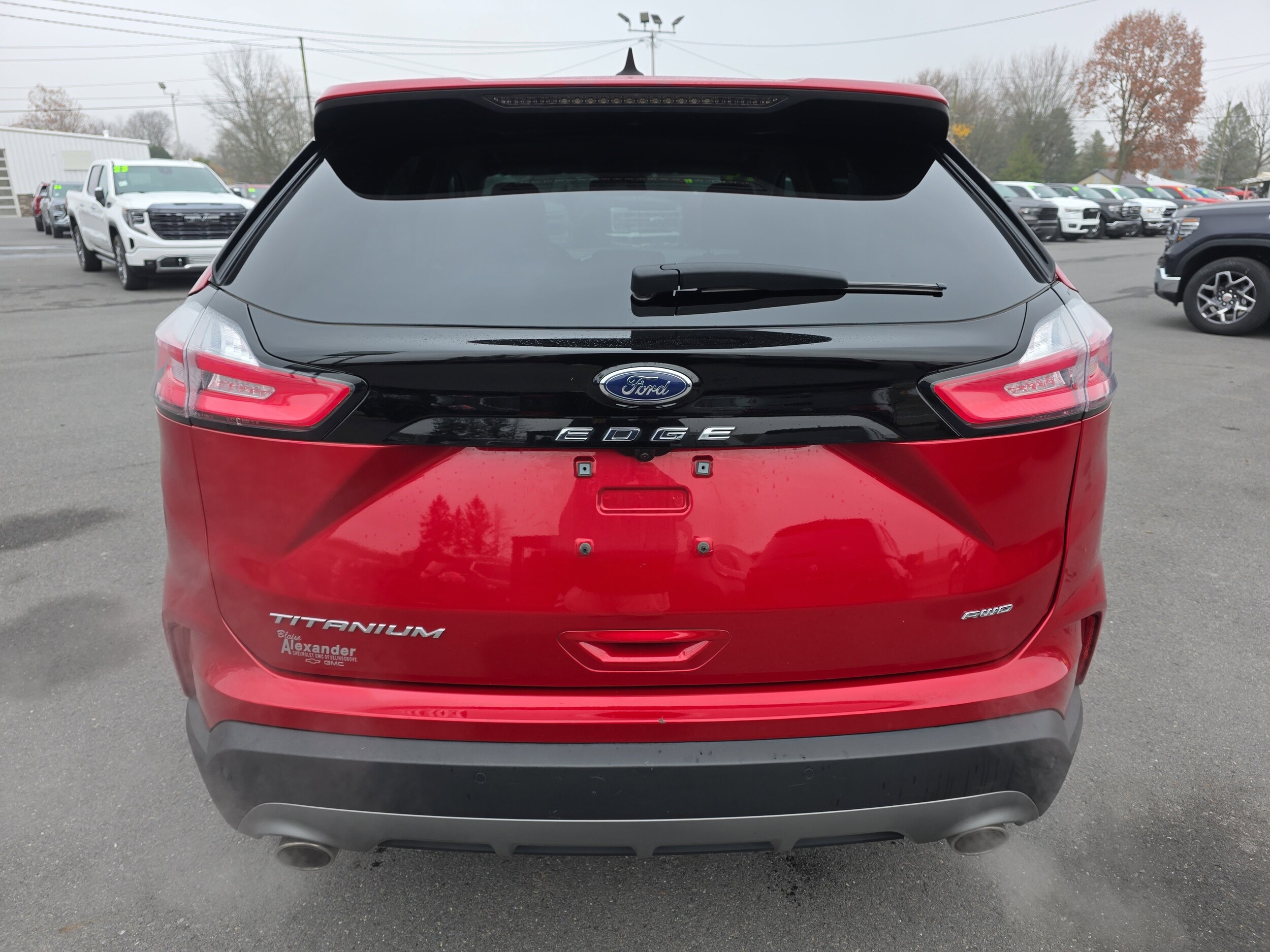2024 Ford Edge Titanium photo 4
