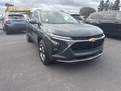 2025 Chevrolet Trax LT SUV