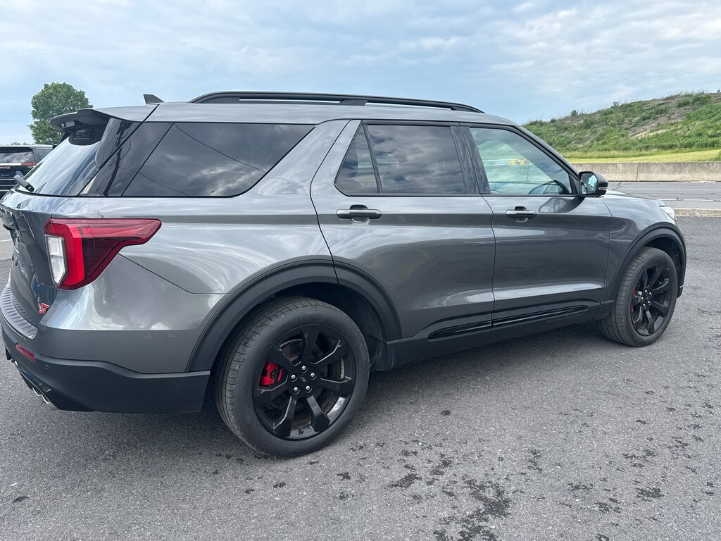 Used 2023 Ford Explorer ST SUV