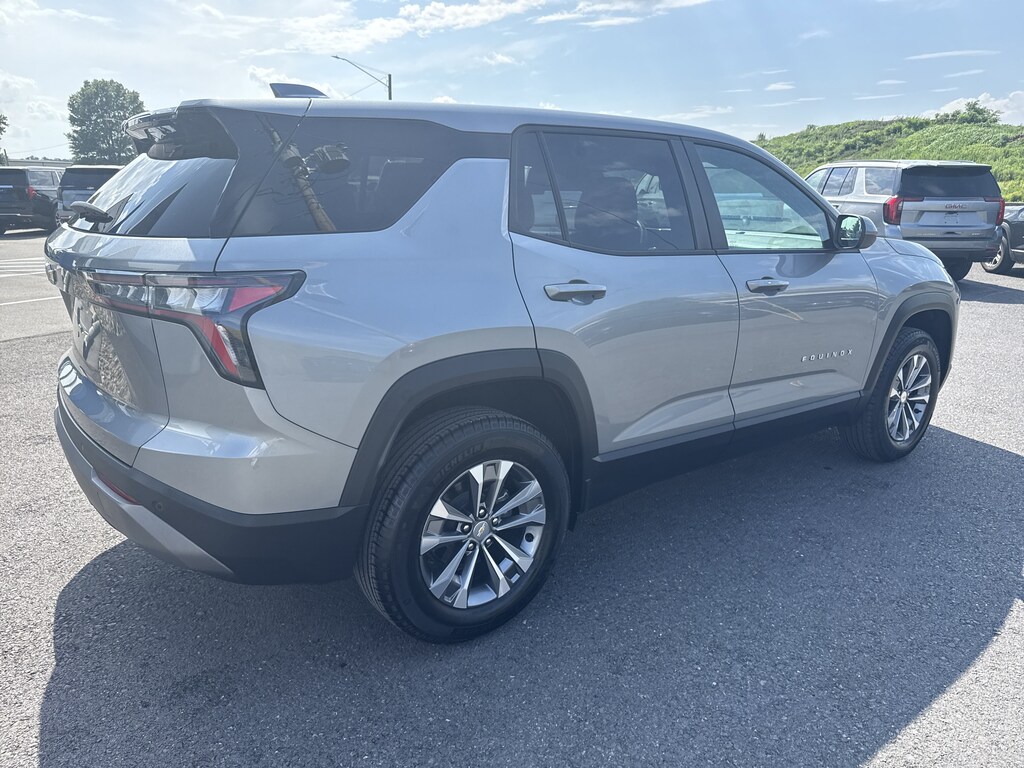 Used 2026 Chevrolet Equinox LT SUV