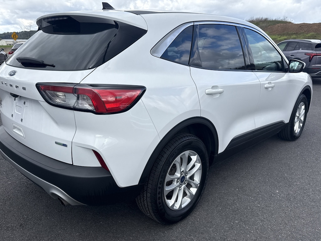 Used 2020 Ford Escape SE SUV