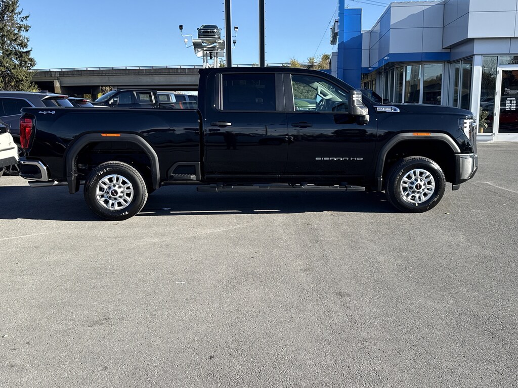 New 2026 GMC Sierra 2500 HD Pro Truck Crew Cab