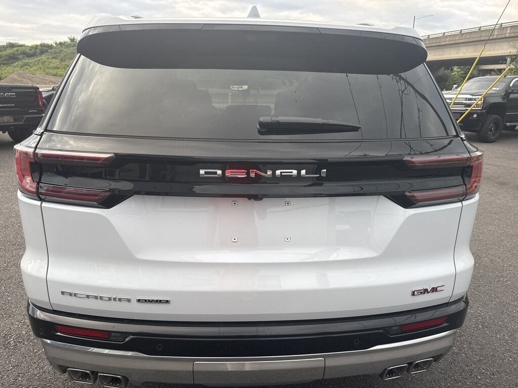 New 2027 GMC Acadia AWD Denali AWD Denali