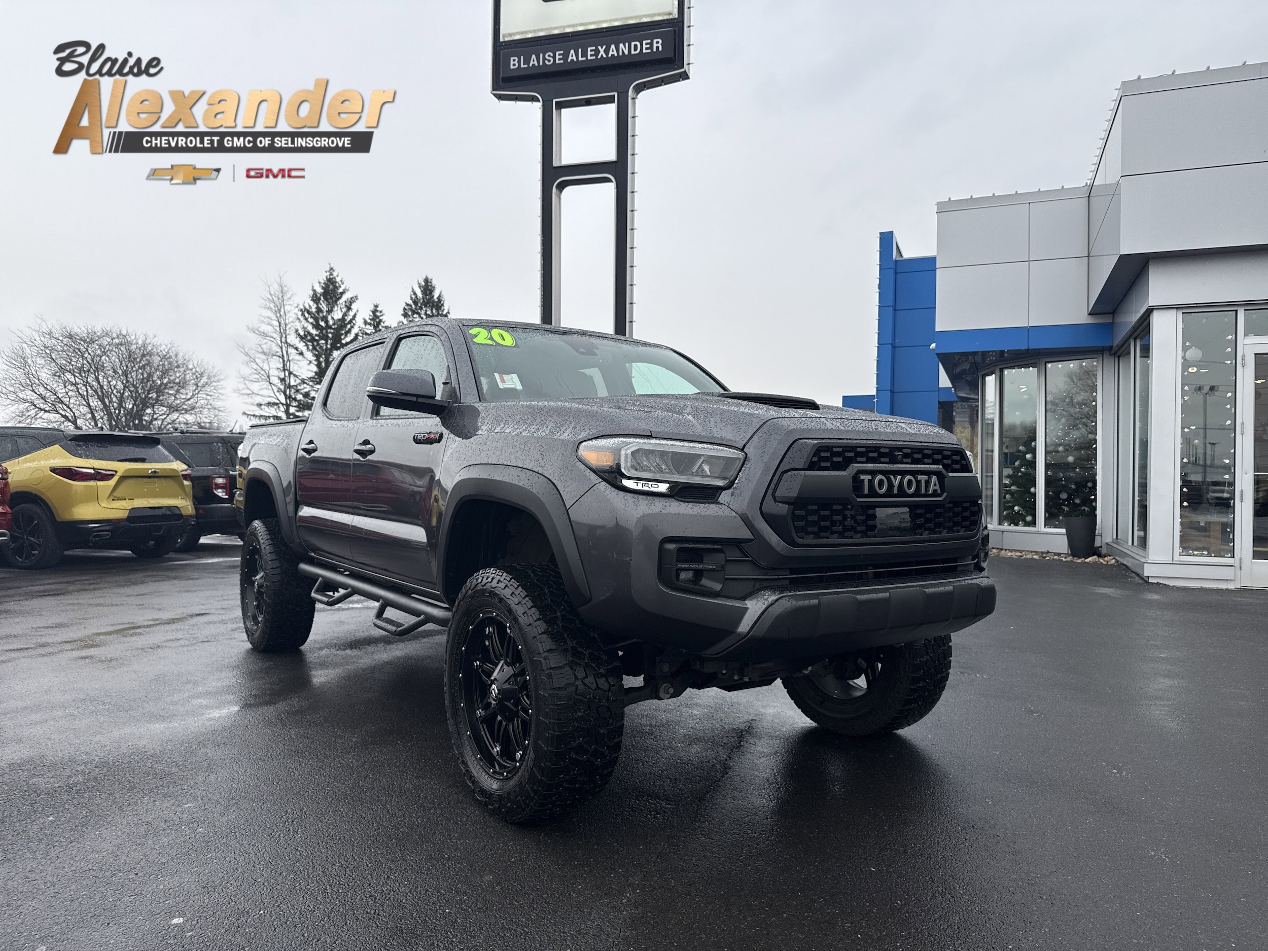 2020 Toyota Tacoma TRD Pro's photo