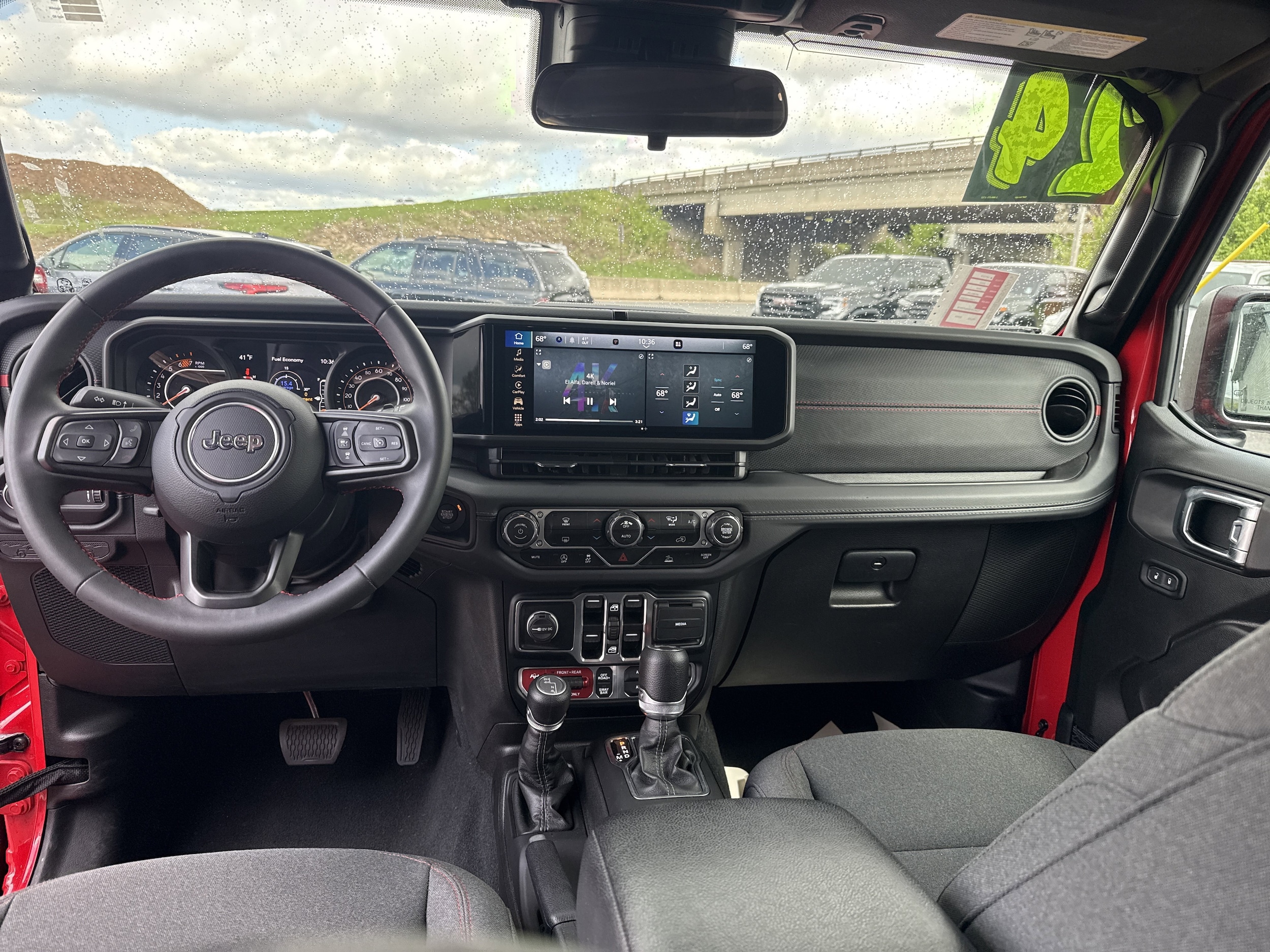 2024 Jeep Wrangler 4-Door Rubicon - Photo 10