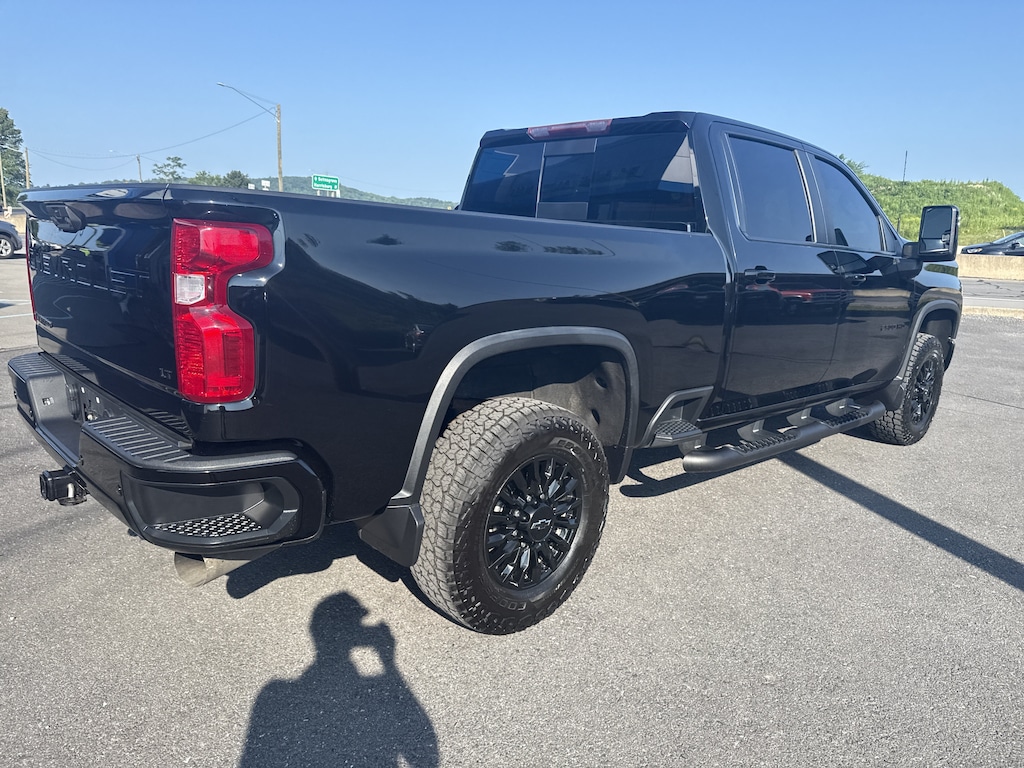 Used 2021 Chevrolet Silverado 2500HD LT Truck Crew Cab