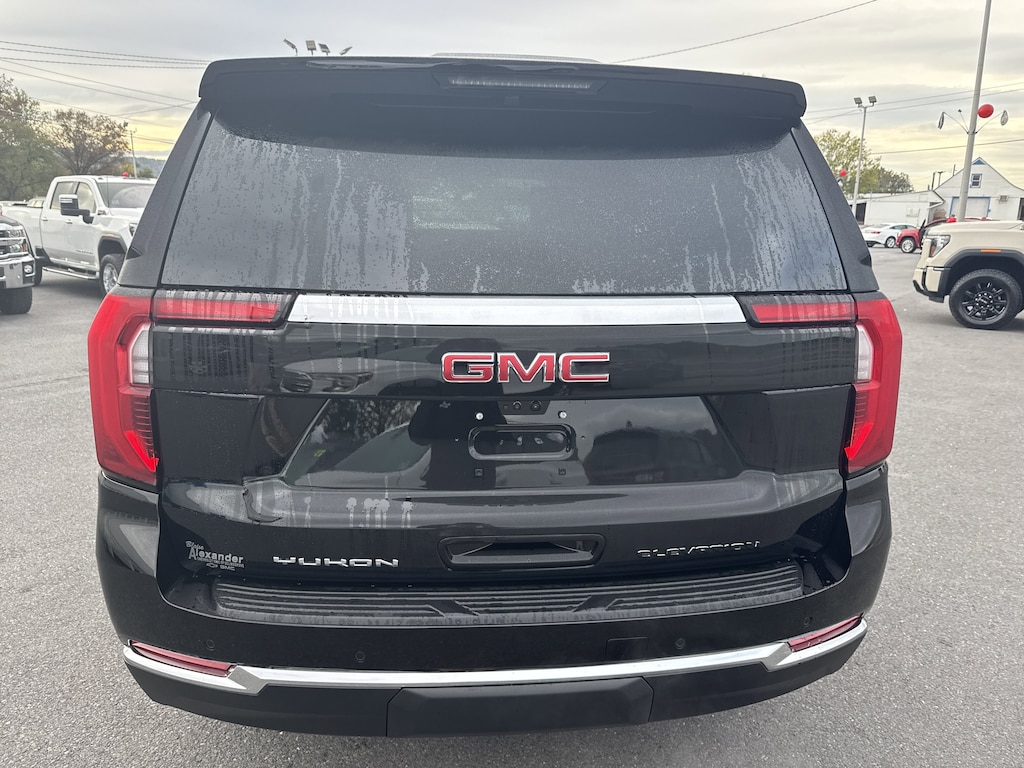 New 2026 GMC Yukon Elevation SUV