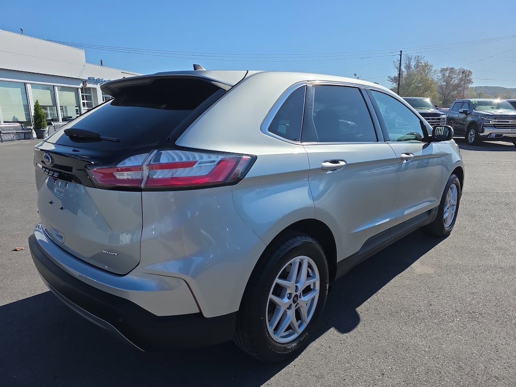 Used 2024 Ford Edge SEL SUV