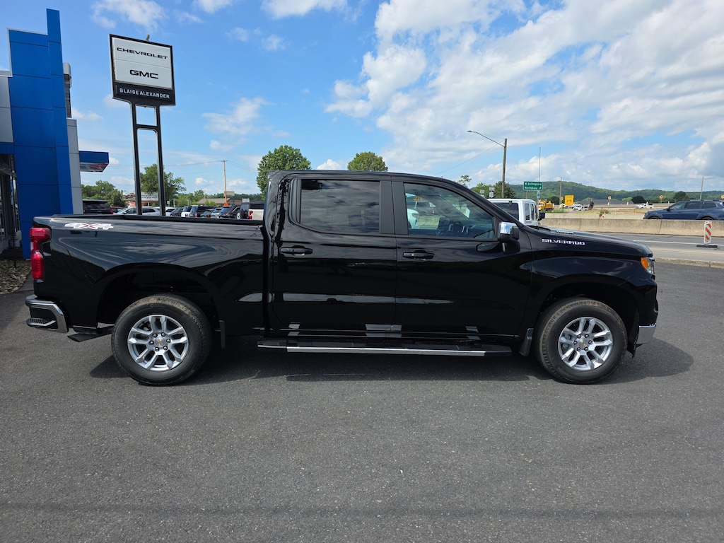 New 2026 Chevrolet Silverado 1500 LT Truck Crew Cab