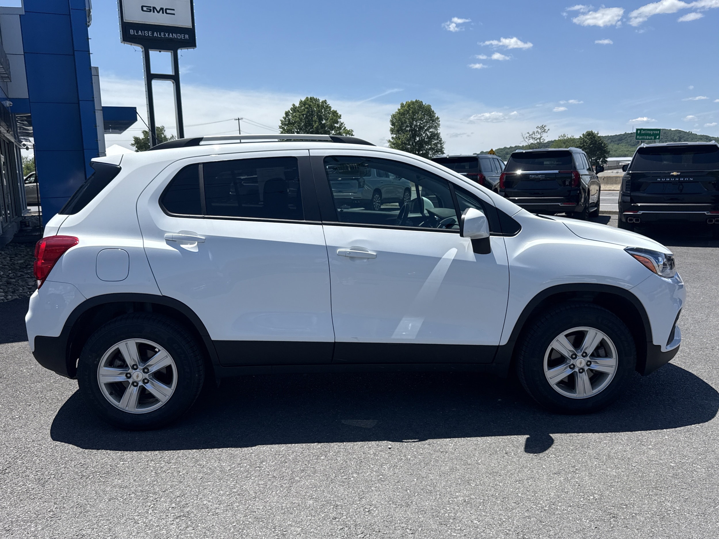Used 2022 Chevrolet Trax LT with VIN KL7CJPSM1NB563540 for sale in Selinsgrove, PA