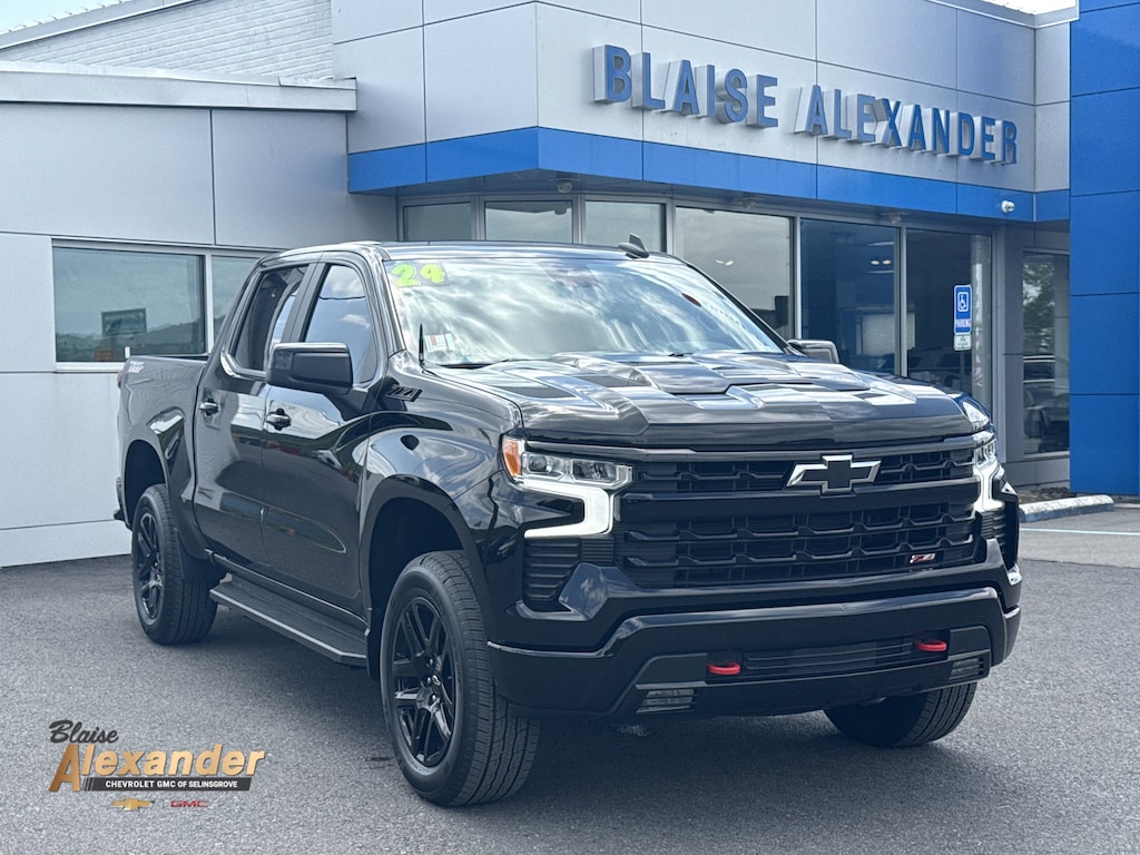 Used 2024 Chevrolet Silverado 1500 LT Trail Boss Truck Crew Cab
