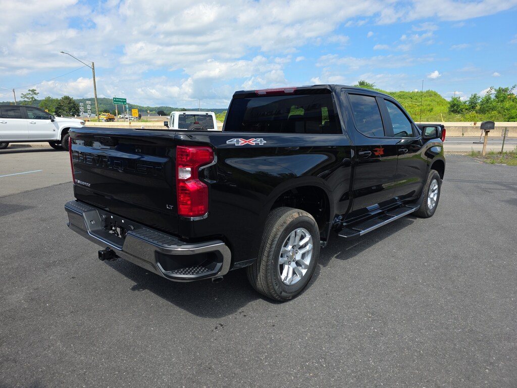 New 2026 Chevrolet Silverado 1500 LT Truck Crew Cab