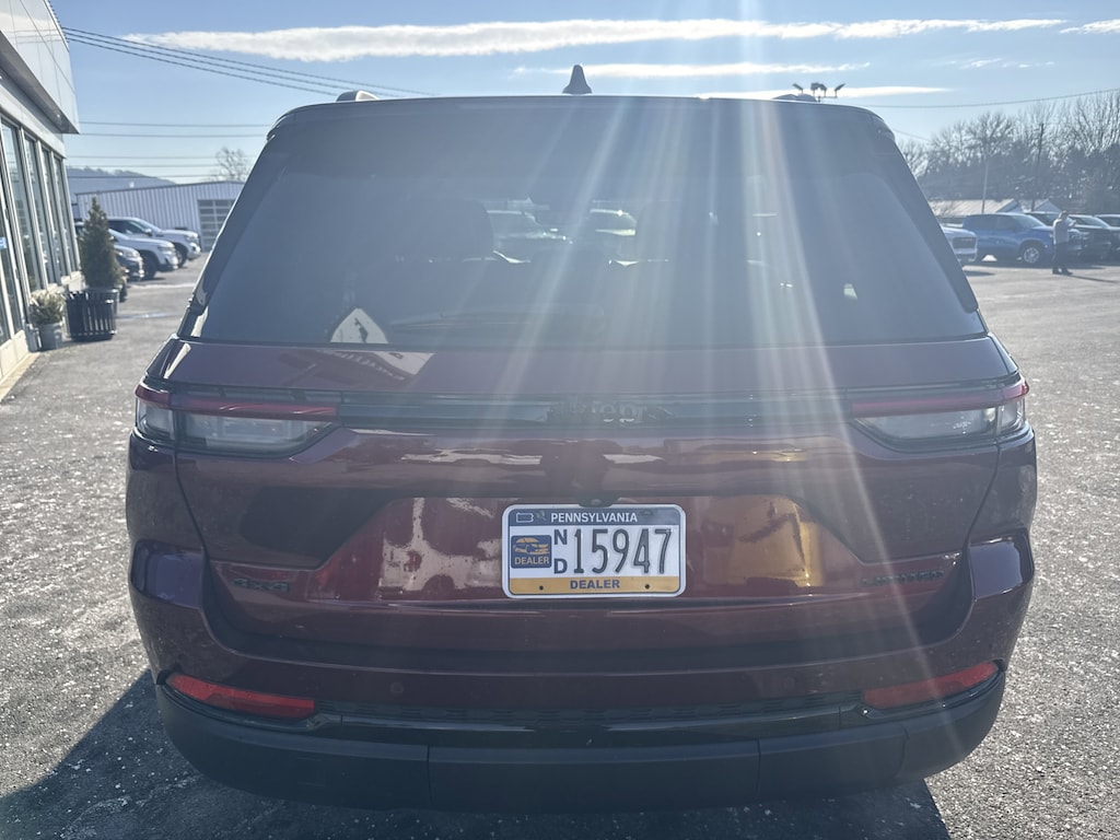 Used 2023 Jeep Grand Cherokee Limited SUV