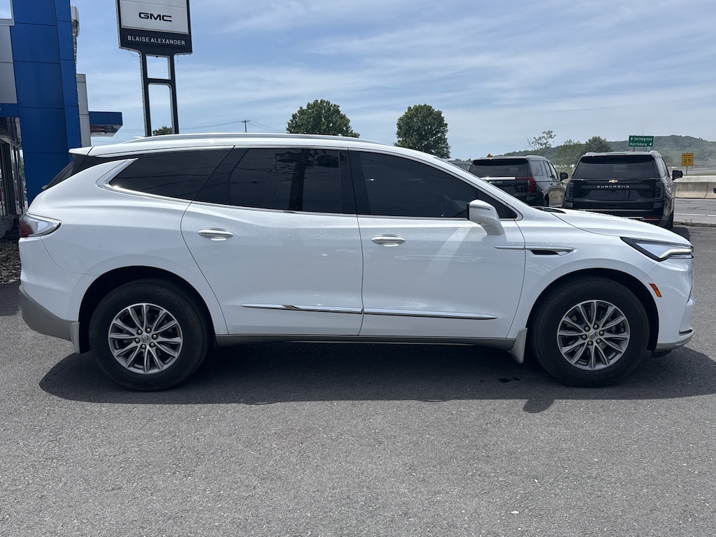 Used 2024 Buick Enclave Premium SUV